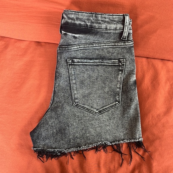 Flying Monkey High Rise stretch short - Picture 5 of 7